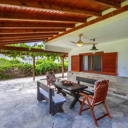 Coastal Rustic House Tatil Evi *
