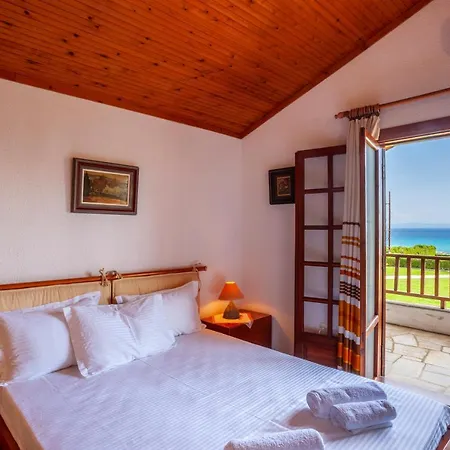 Coastal Rustic House Polychrono