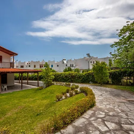 Coastal Rustic House * Polychrono