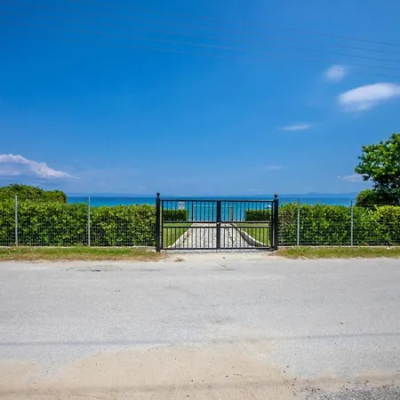 Coastal Rustic House Tatil Evi *